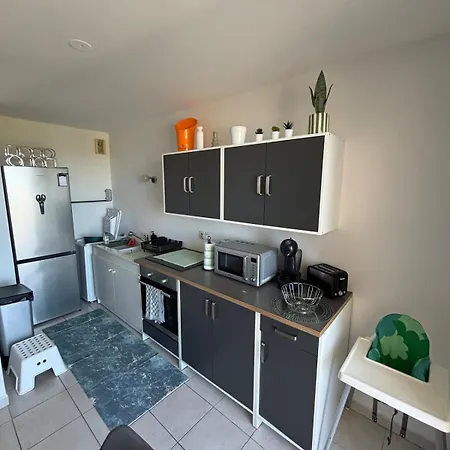 Comfortable 2 Bedroom Apartment
