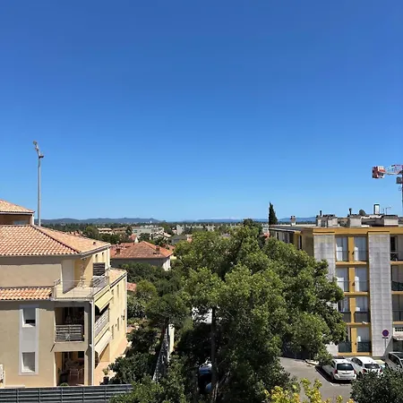 Apartment Comfortable 2 Bedroom Hyeres