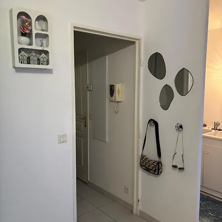 Comfortable 2 Bedroom Hyeres