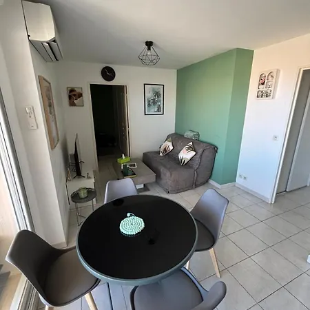 Comfortable 2 Bedroom * Hyères